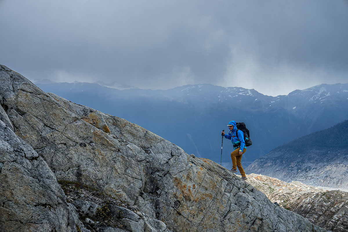 Nnormal Tomir Waterproof hiking boots (hiking up steep rock)